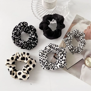 Lot de 5 chouchous noir et blanc avec motifs léopard et à pois pour cheveux