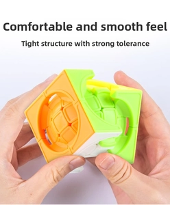 Close-up of internal spherical axis and tight structure of 3x3 speed cube