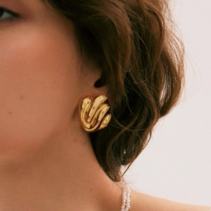 Irregular Textured 18K Gold Plated Stainless Steel Earrings For Women Minimalist Geometric Wave Spiral Stud Earrings Fashion Jewelry