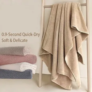 Thickened Coral Fleece Bath Towel Super Absorbent Quick Drying Waffle Weave Soft Towel For Bathroom Shower Home Spa