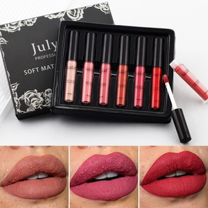 Detail of 6-piece velvet matte lip gloss set with waterproof texture and floral box