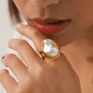 Bague Künstliche Perle Baroque Acier Inoxydable Bordure Dorée Ajustable Style Français Vintage Bijoux Pour Femmes