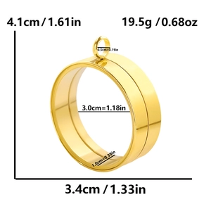 Golden stainless steel round pendant detail showing precise dimensions and weight specs