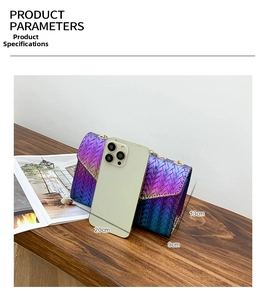 Paramètres de taille détaillés du sac en cuir tressé dégradé avec dimensions et référence mobile