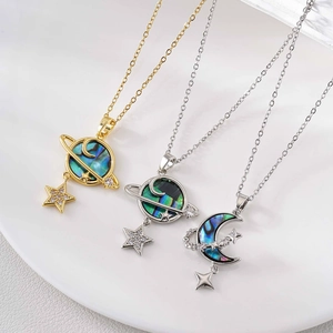 Chic celestial necklace with shell Saturn and moon pendants in gold and silver finish