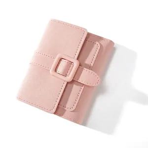 Kurze Damen Geldbörse in Rosa mit Litschi-Muster und minimalistischer quadratischer Schnalle
