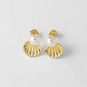 Elegant 18k gold plated shell shaped pearl stud earrings for women with detailed texture