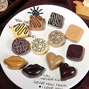 DIY Resin Chocolate Charms Simulated Food Realistic Heart Lips Flatback Accessories For Phone Case Fridge Magnets Decor