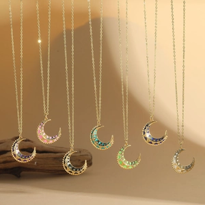 Vintage Copper Crescent Moon Pendant Necklace For Women Exquisite Bohemian Enamel Rhinestone Clavicle Chain Geometric Fashion Jewelry Gift