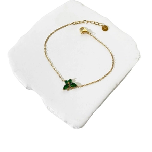 Minimalist 18K gold stainless steel bracelet with green zircon butterfly clover charm