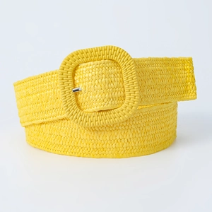 Ceinture tressée en paille jaune avec boucle carrée et texture élastique