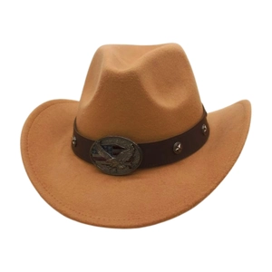 Cappello da cowboy classico in feltro cammello con fibbia aquila e borchie a stella