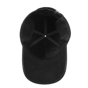 Men's winter baseball cap with ear flaps and fleece lining for cold protection