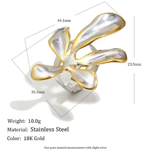 Bague fleur bicolore en acier inoxydable plaqué or 18 carats avec détails de mesure