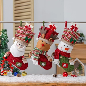 Chaussettes De Noël Sacs Cadeaux En Tissu Non Tissé Tricoté Père Noël Bonhomme De Neige Renne Peluche Décoration Maison