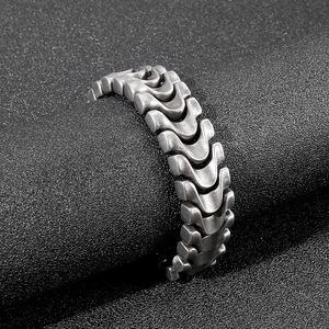 Bracciale da uomo stile punk industriale in acciaio inossidabile a catena d'osso di drago