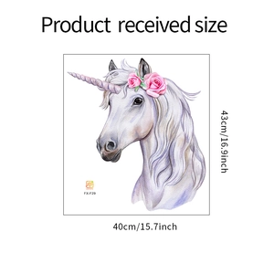 Dimensions détaillées du sticker mural licorne aquarelle avec roses roses de 43x40cm