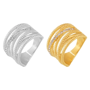Anello multistrato a treccia placcato oro 18K con intarsio di cristalli lucidi