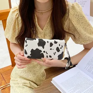 Cow Print Long Wallet Women PU Leather Large Capacity Zip Around Clutch Purse With Wristlet Strap Fashion Portable