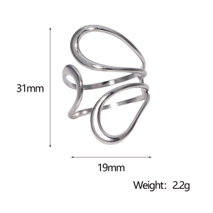Detailed view of silver geometric hollow ring with dimensions 31mm height and 2.2g weight
