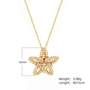 Lussuosa collana con ciondolo a stella in argento S925 e pavé di diamanti su bianco