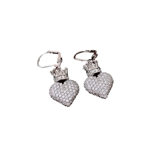 Boucles d'oreilles cœur couronne en argent avec zircone et design de luxe minimaliste