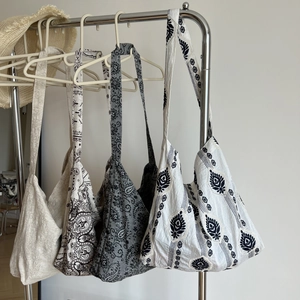 Vintage Ethnic Cotton Linen Hobo Bag Large Capacity Slouchy Paisley Floral Print Shoulder Crossbody Bag For Women