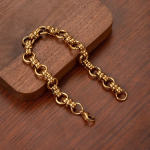 Polished 18K gold plated stainless steel chunky link chain bracelet with lobster clasp
