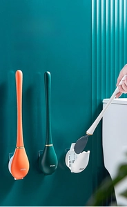 Brosse de toilette en silicone murale avec base à ouverture automatique en trois couleurs