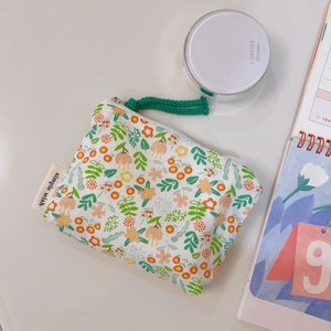 Pink floral cotton mini coin purse with green zipper and simple wish label