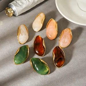 Vintage Resin Geometric Stud Earrings Gold Plated Stainless Steel Post Retro Marble Pattern Jewelry For Women Elegant