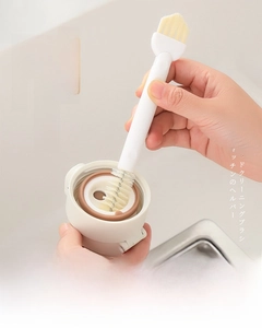 Dual-head cleaning brush with natural boar bristles for bottle caps and lid crevices