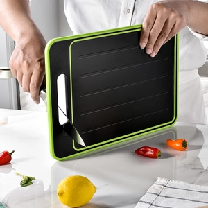 Double-sided defrosting cutting board with non-slip aluminum surface and green edges