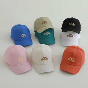 Breathable outdoor quick-dry baseball caps for kids with smiley embroidery in various colors