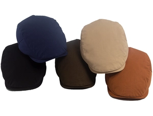 Collection de bérets en cinq couleurs avec tissu texturé durable et style rétro chic