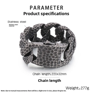 Detail of vintage hammered stainless steel men chain bracelet with 220x32mm dimensions