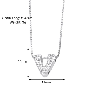 Detailed view of V-letter necklace with dimensions 11mm pendant and 47cm chain length