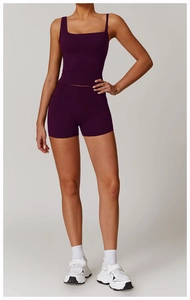 Ensemble short de yoga taille haute violet foncé et haut court à col carré