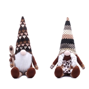 Lot de deux gnomes de Noël en peluche thème café avec bonnets en tricot et cuillère