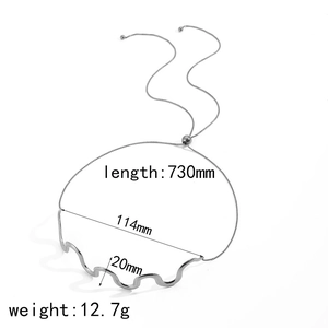 Silver stainless steel wavy pendant necklace with length 730mm and weight 12.7g detail