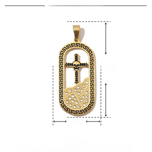 Detailed parameter chart of a gothic stainless steel cross skull pendant with rhinestones