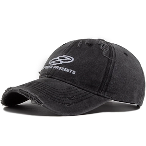 Casquette de baseball vintage en coton délavé noir avec broderie et trous