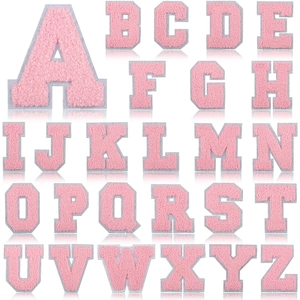 Set toppe ricamate alfabeto in ciniglia rosa A-Z per decorazione vestiti