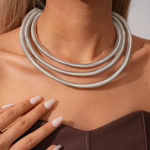 Three-layer silver spring snake chain necklace for women with high-gloss metallic finish