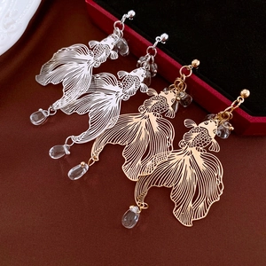 Orecchini vintage a coda di carpa koi in oro e argento con pendenti a goccia d'acqua