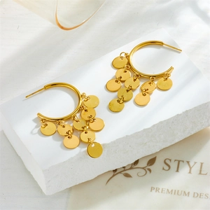 Elegant gold plated C-shaped hoop earrings with dangling metallic disc fringes