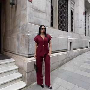 Women Elegant Sleeveless V-Neck Asymmetrical Hem Vest Top And Wide Leg Pants Top And Bottom Solid Color Office Outfits