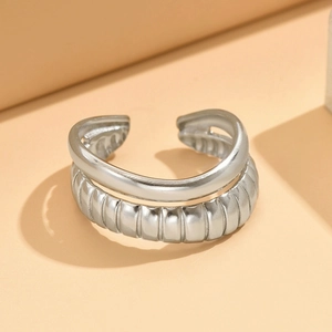 Double-layer stainless steel ring with shell texture and smooth silver finish
