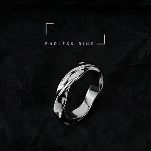 Minimalist Stainless Steel Mobius Loop Ring Polished Twisted Wavy Band For Men Women Trendy Jewelry Gift Simple Endless Ring