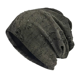 Bonnet décontracté gris foncé avec sequins et détails déchirés pour hommes et femmes